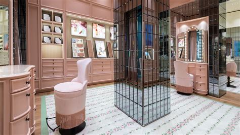 gucci mall of emirates|Gucci reveals reborn boutique at Mall Of The Emirates featuring .